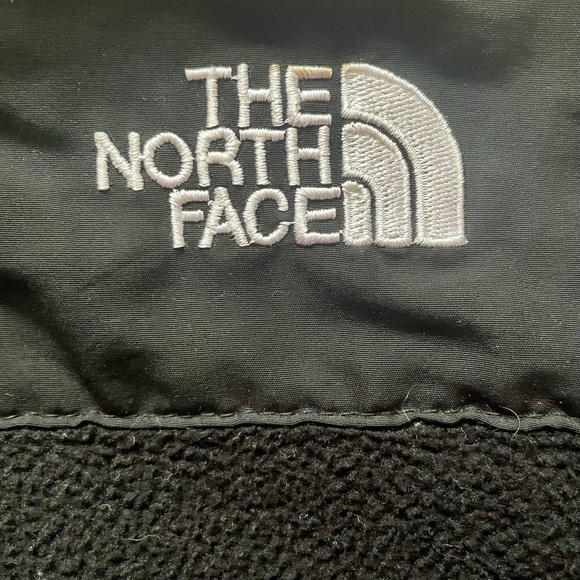Women’s The North Face Denali Jacket - Picture 5 of 5